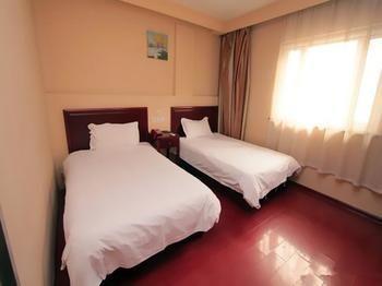 Jinzuan 100 Holiday Hotel 曲阜 外观 照片